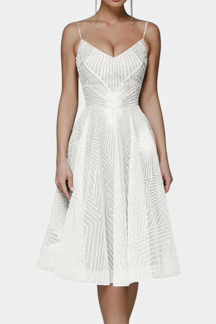 Everleigh Vestido Largo con Bordados y Corte en A